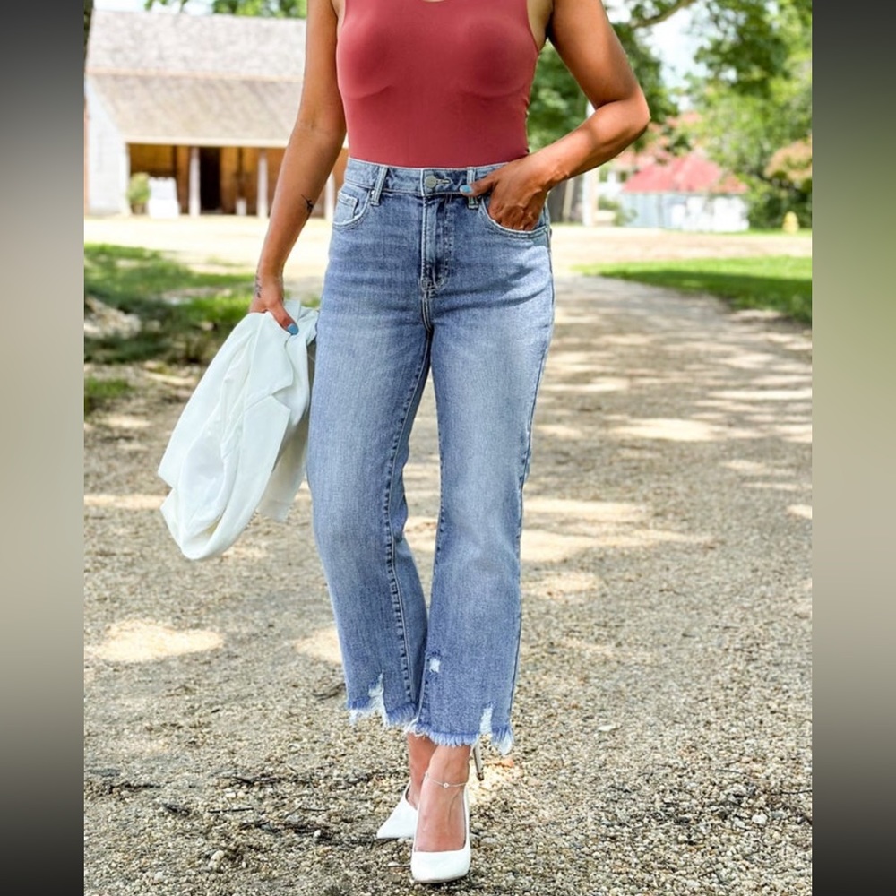 Risen High Risen Light Wash Cropped Straight Leg Jeans Size XXL
